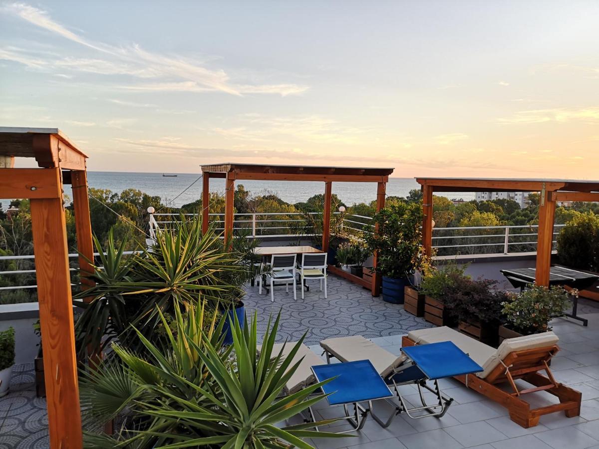 Apartment Nando's 3 *